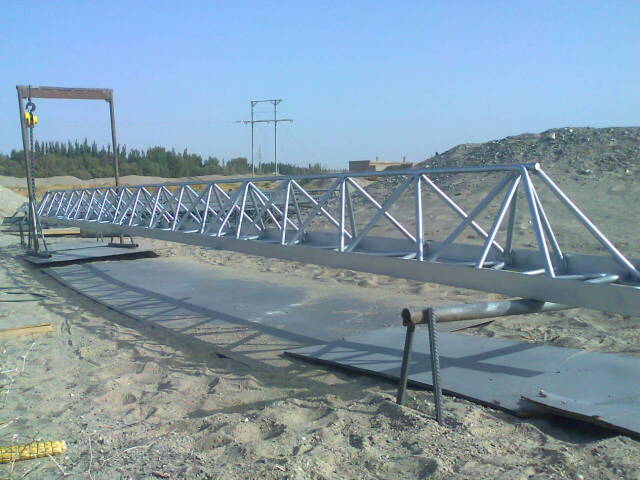 阿克塞专业承揽大中小型喷涂翻新施工业务！